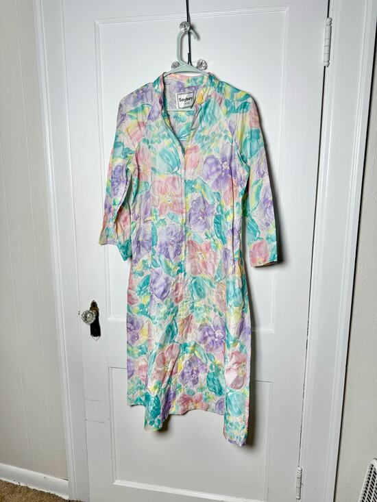 Saybury Other - Vintage Saybury Pastel Floral Granny Floral House Dress Robe Jacket Housecoat XS